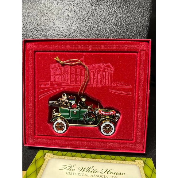 The White House Historical Association 2012 Collectible Christmas Ornament - Picture 2 of 5